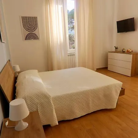 Apartament Casa Desy La Spezia